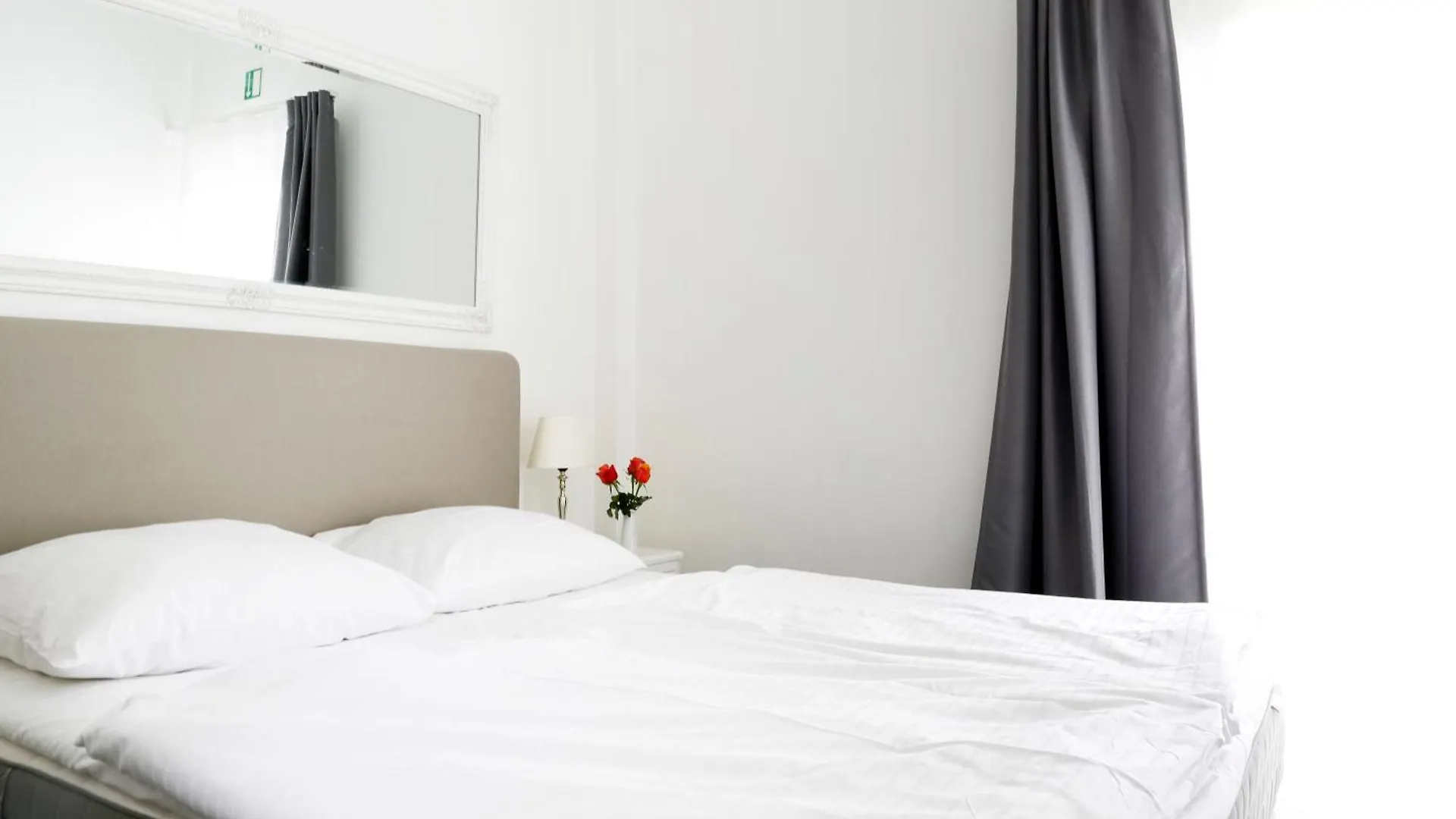 Nieb By Rockchair Apartments L Superhost Status L 3 Bedrooms Boxspringbeds 3 Bathrooms In Center 